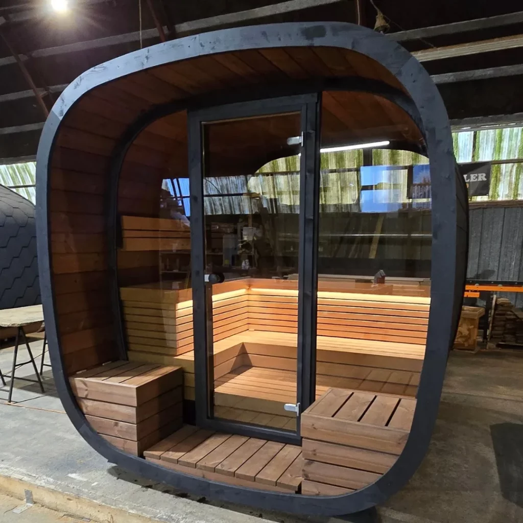 Glass cube sauna front