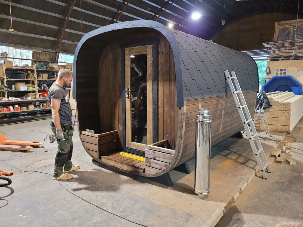 Pre assembling cube sauna
